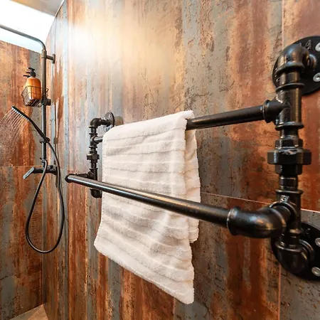 Apartament The Vault