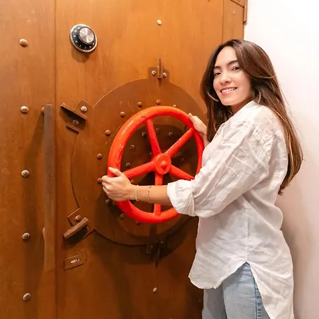 The Vault Апартаменты *