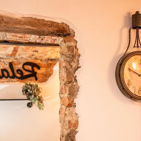 Апартаменты The Vault *